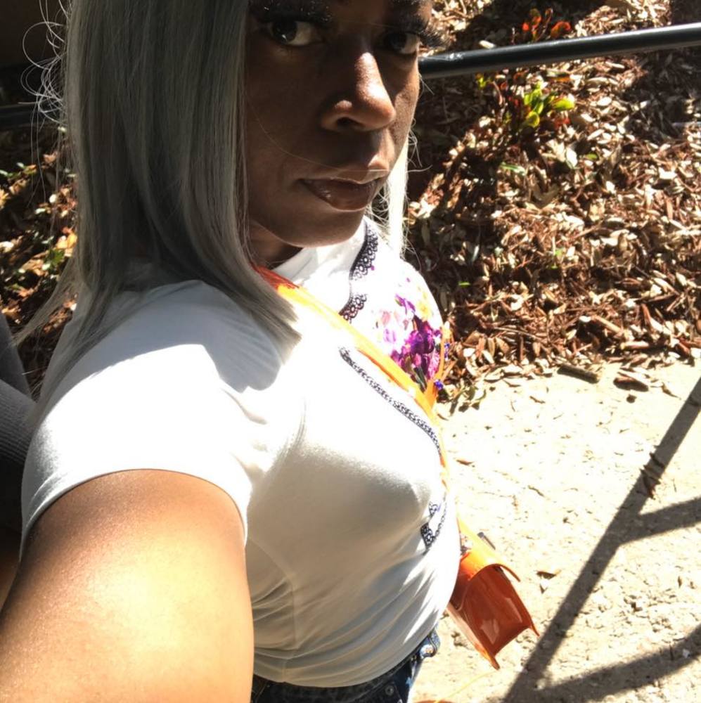 Meet your Posher, Tan